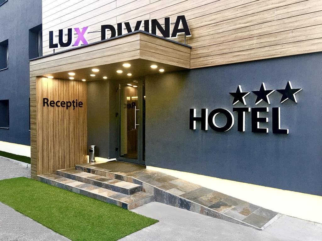 Hotel Lux Divina Brașov Exterior foto